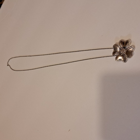 Petra Azar LUCKY ME Sterling flower necklace - Picture 2 of 3